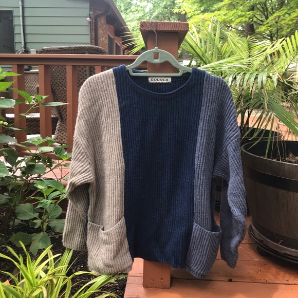 Comfy Boyfriend Sweater with Front Pockets - Picture 1 of 4